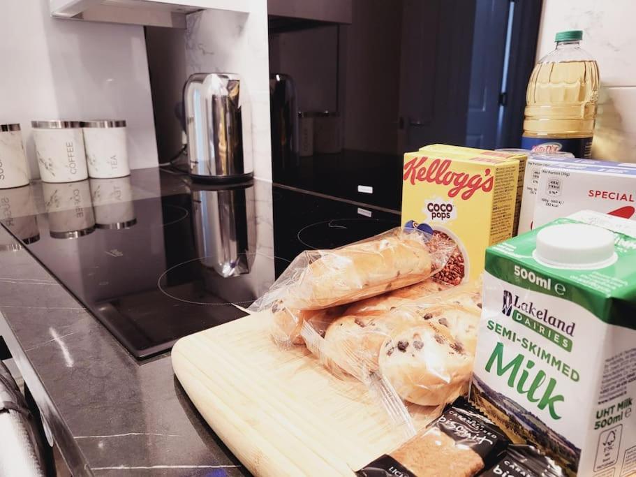 High Street, 2 Bed, Newly Refurb Διαμέρισμα Leamington Spa Εξωτερικό φωτογραφία
