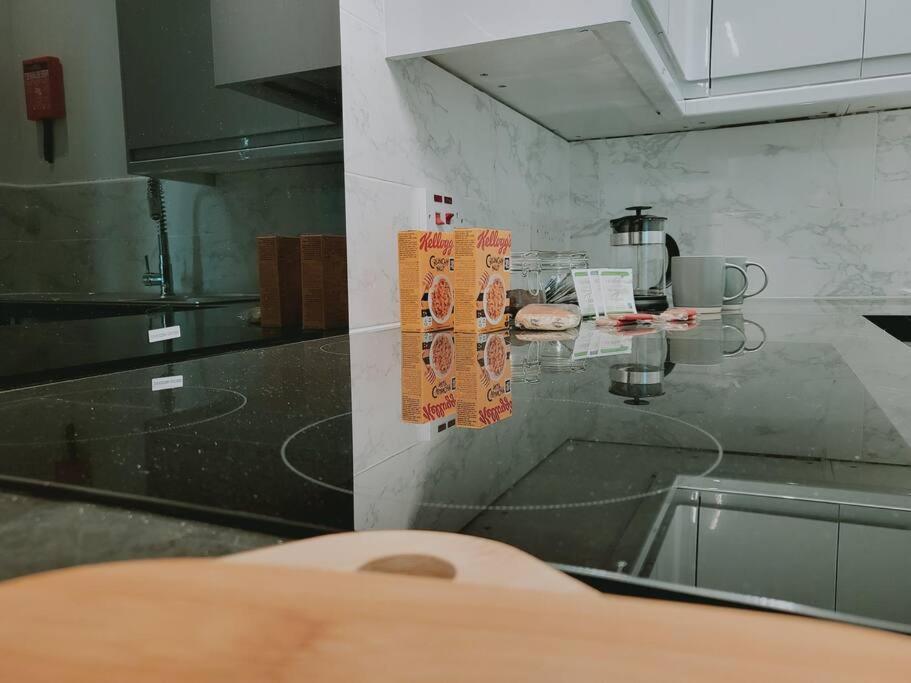 High Street, 2 Bed, Newly Refurb Διαμέρισμα Leamington Spa Εξωτερικό φωτογραφία